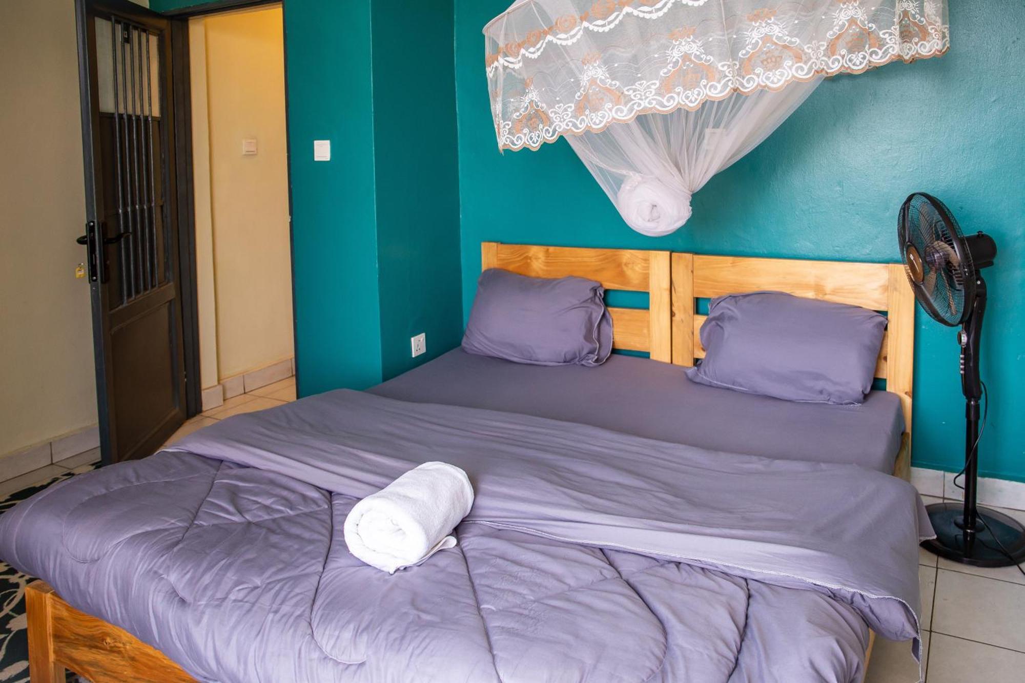 Tugende Hostel Kigali Exterior photo